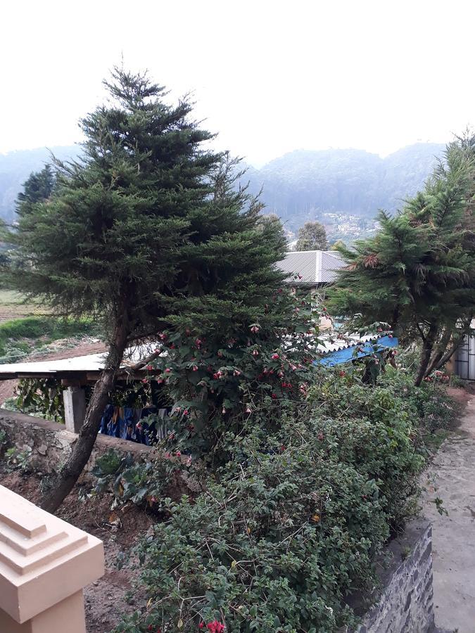 Hotel Rainyfreindz Nuwara Eliya Esterno foto