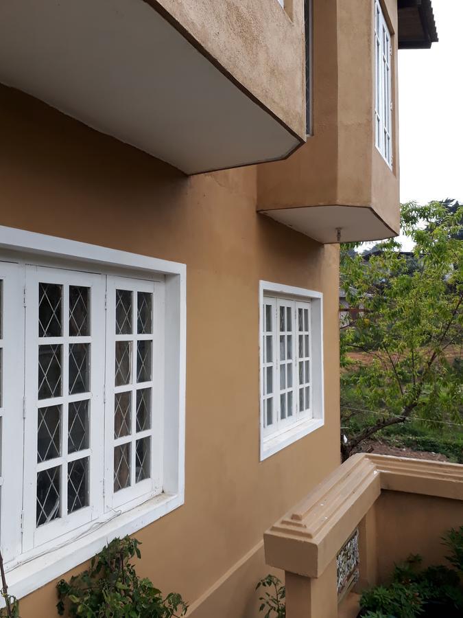 Hotel Rainyfreindz Nuwara Eliya Esterno foto