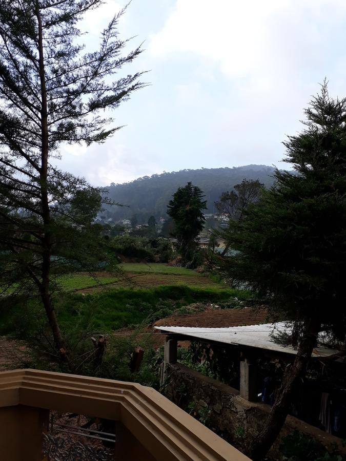 Hotel Rainyfreindz Nuwara Eliya Esterno foto