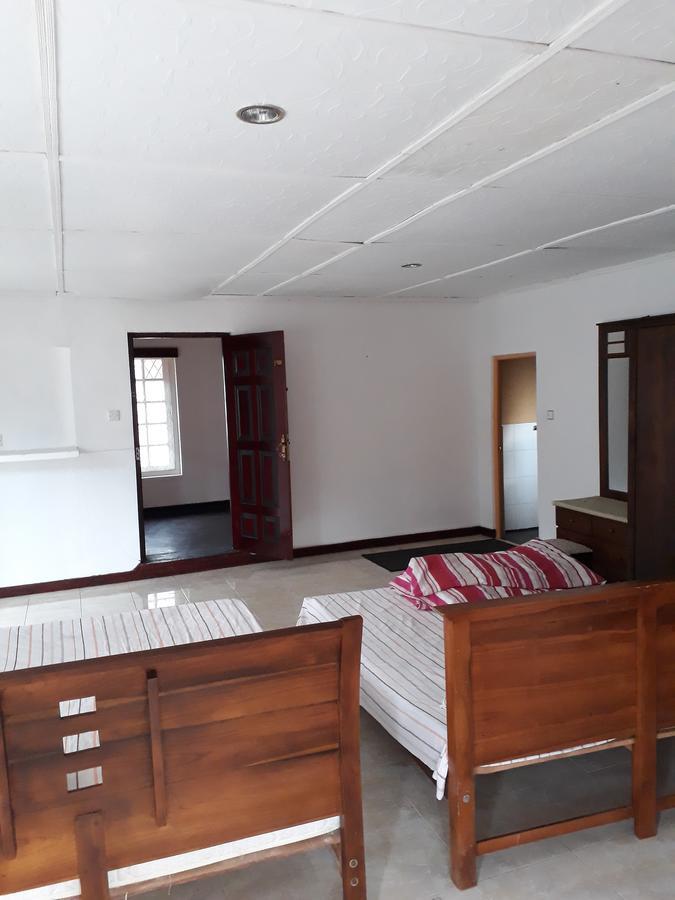 Hotel Rainyfreindz Nuwara Eliya Esterno foto